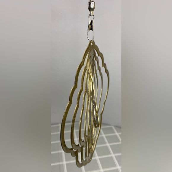 Cross Wind Spinner 12” Sparkly Gold Finish Made in USA - Picture 4 of 5